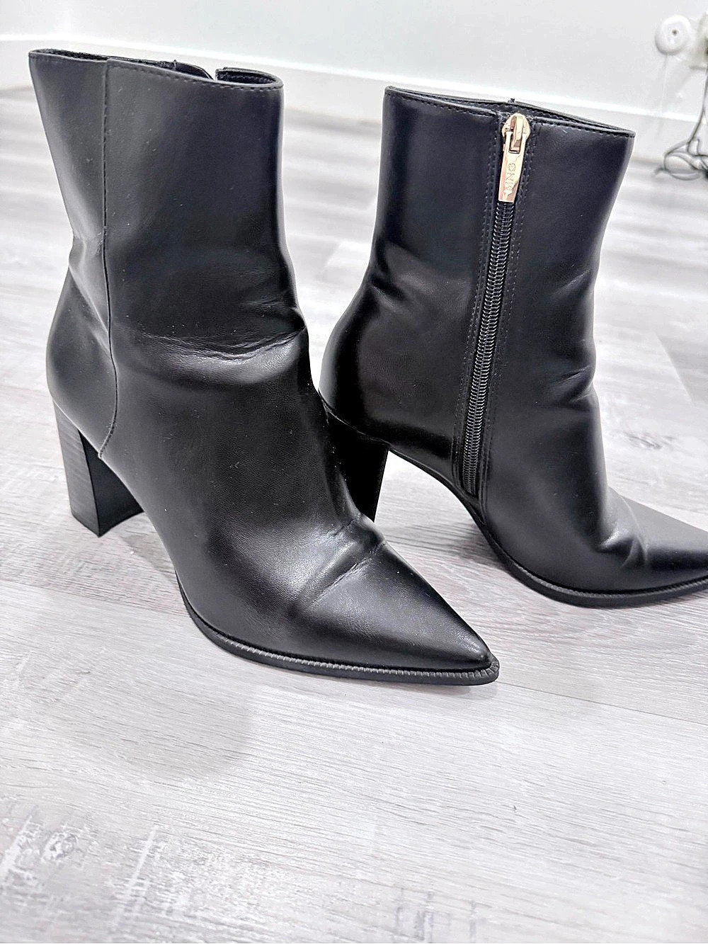 Mango Pointed Heel Ankle Boot Boots in Black